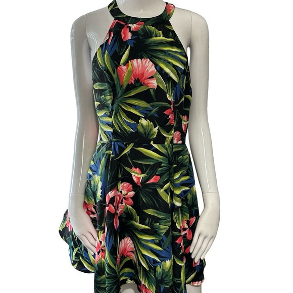 Hollister Floral Sundress Midi - Picture 2 of 9